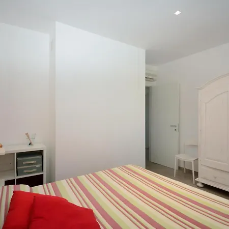 Appartamento Lovely In *